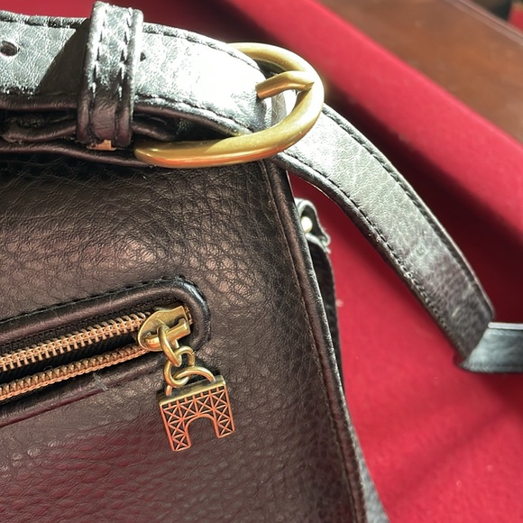 ♥️Relic Vintage black leather handbag. Great condition! - Picture 2 of 14